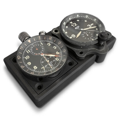 Smilodone Car Bone dashboard custom holder for Heuer stopwatches timers for classic racing cars like Porsche 911 or 912